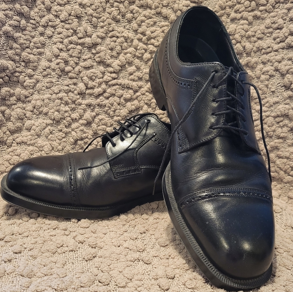 Men's shoes